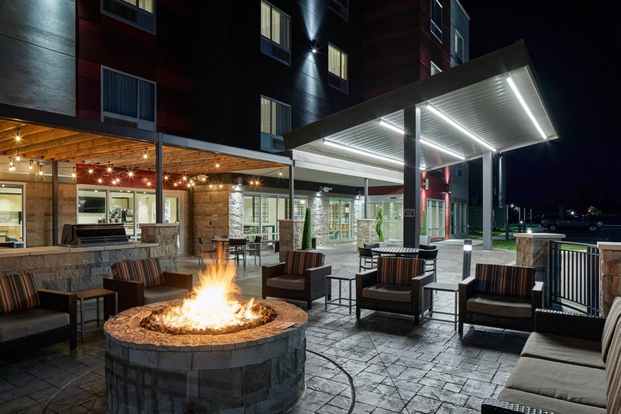 Towneplace Suites Columbus Хилиърд Екстериор снимка