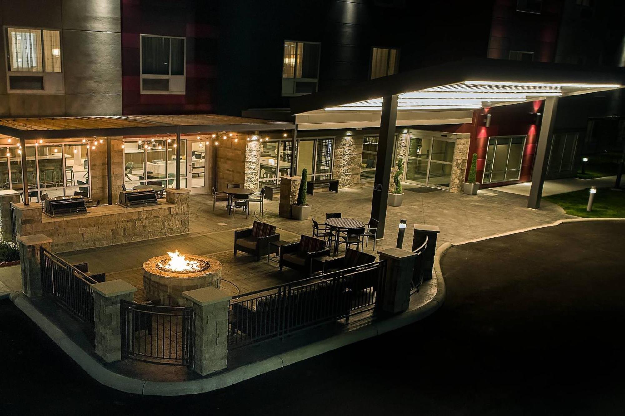 Towneplace Suites Columbus Хилиърд Екстериор снимка