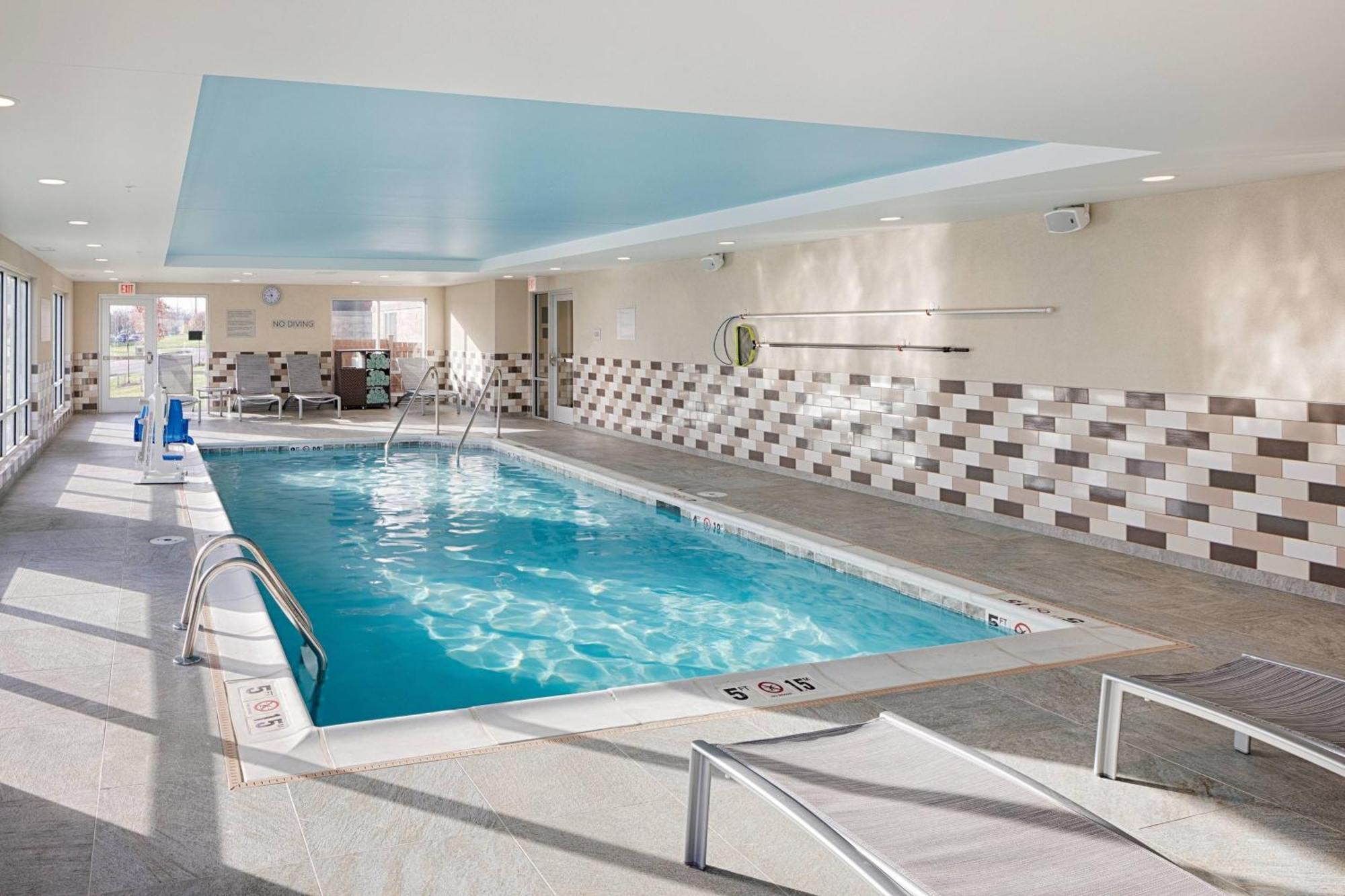 Towneplace Suites Columbus Хилиърд Екстериор снимка